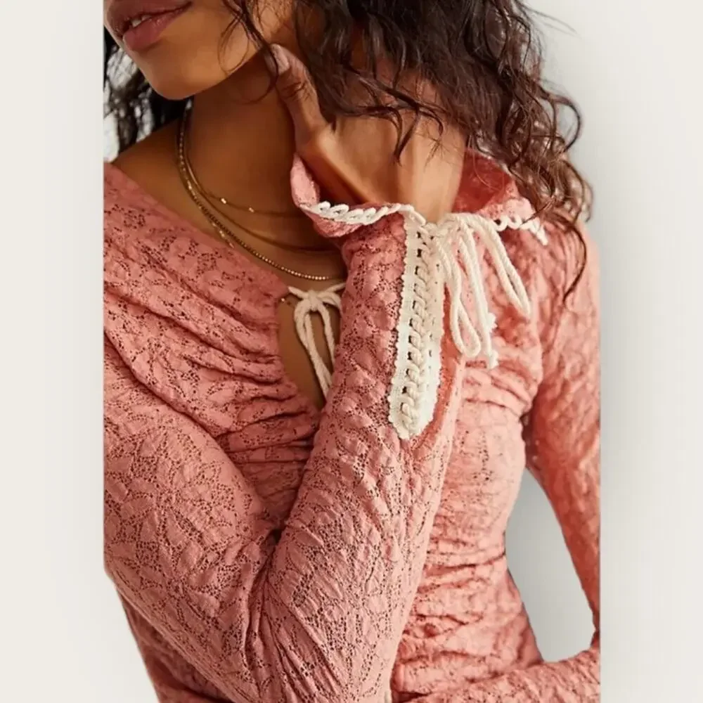 EUC | Free People | Lilah Lace Long Sleeve Top | Peach/Ivory | Small